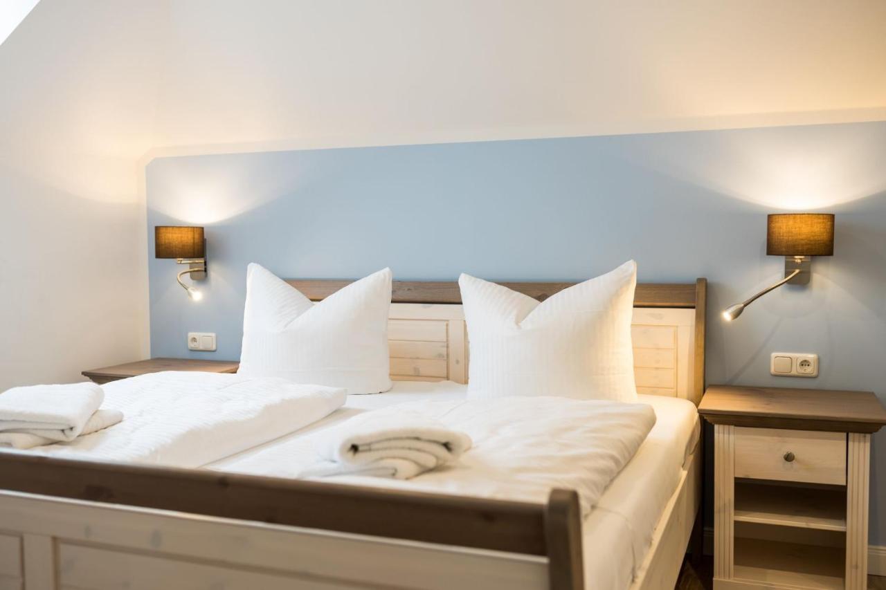 Ferienhaus Jule Pudagla エクステリア 写真